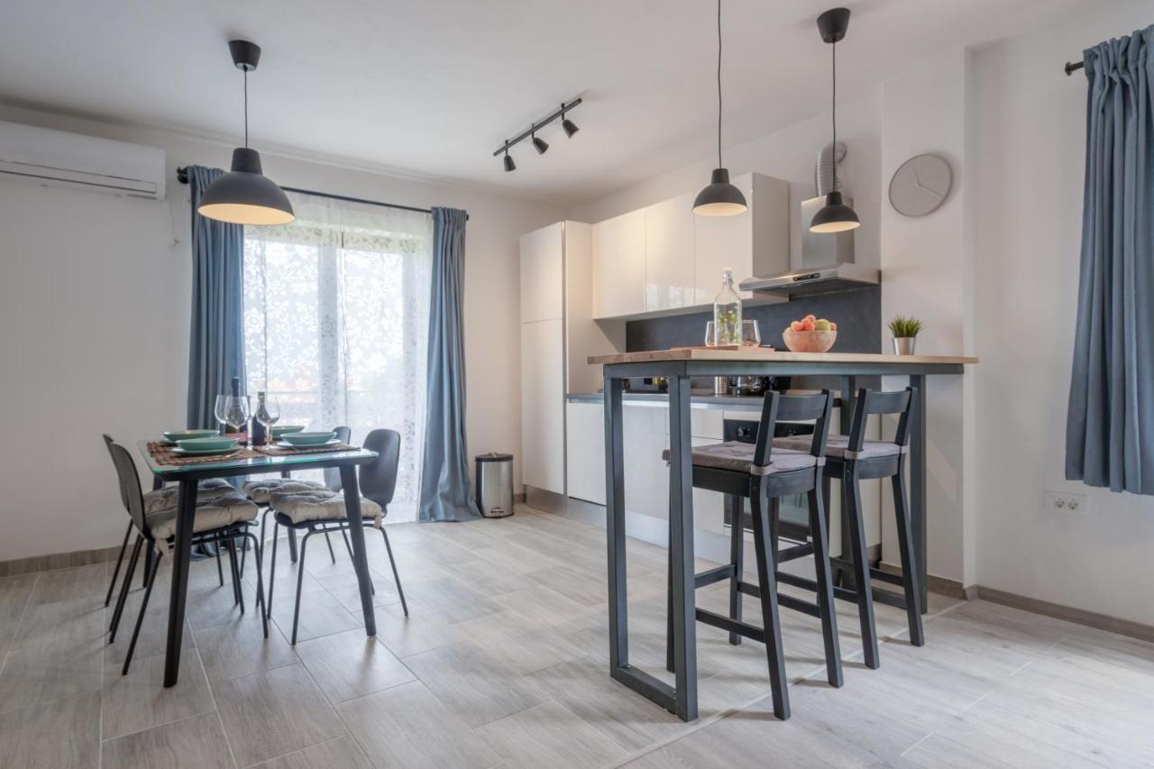 Visum Apartments Pula Exterior photo