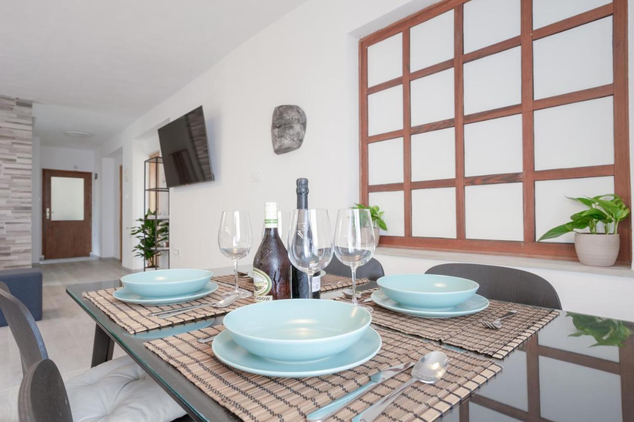 Visum Apartments Pula Exterior photo