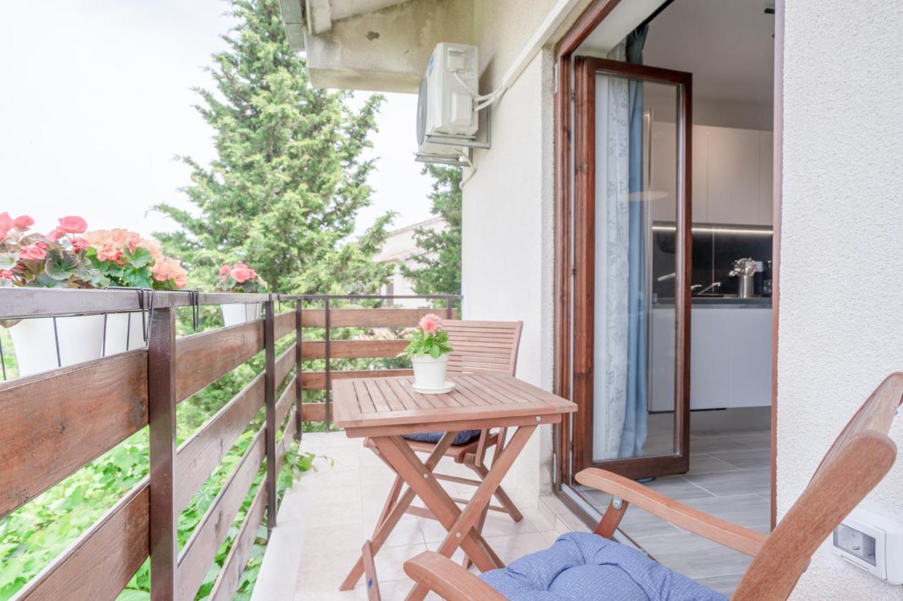Visum Apartments Pula Exterior photo